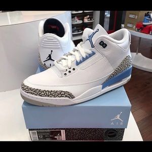 Nike air Jordan 3 unc size 12
